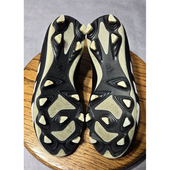 Adidas Predator Kids Youth‎ Soccer Cleats FW9222 FxG Black/White Size US 3 EU 35 - Picture 6 of 10